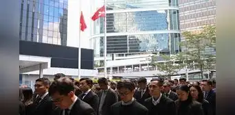 Hong Kong inicia tres días de duelo tras incendio que dejó al menos 128 muertos