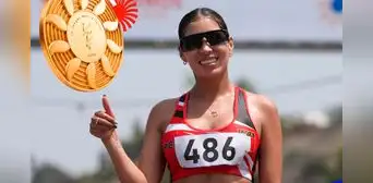Kimberly García es flamante campeona de los Juegos Bolivarianos 2025: ganó la medalla de oro en media maratón de marcha