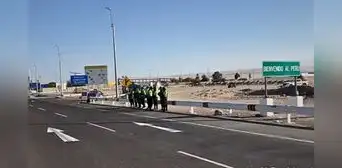 Frontera Perú–Chile: disminuye la presencia de inmigrantes y el tránsito comienza a regularizarse Frontera Perú–Chile: disminuye la presencia de inmigrantes y el tránsito comienza a regularizarse