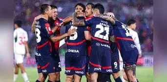 ¡Cerro Porteño es el campeón! El Ciclón logró su título 35 tras 4 años de sequia en Paraguay ¡Cerro Porteño es el campeón! El Ciclón logró su título 35 tras 4 años de sequia en Paraguay