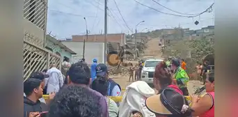 Obrero es asesinado a pocos metros de una comisaría en la zona de Pachacútec, Ventanilla: fue perseguido por presuntos sicarios Obrero es asesinado a pocos metros de una comisaría en la zona de Pachacútec, Ventanilla: fue perseguido por presuntos sicarios