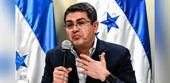 Juan Orlando Hernández, expresidente de Honduras condenado por narcotráfico, fue indultado por Trump y liberado de prisión en EE.UU. Juan Orlando Hernández, expresidente de Honduras condenado por narcotráfico, fue indultado por Trump y liberado de prisión en EE.UU.