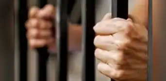 Juez dispone nueve meses de prisión preventiva contra una pareja por extorsión a un centro educativo Juez dispone nueve meses de prisión preventiva contra una pareja por extorsión a un centro educativo