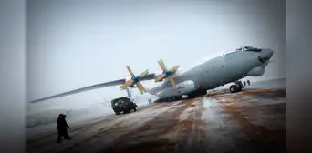 Al menos 7 muertos tras choque de avión de transporte militar ruso An-22 durante vuelo de prueba