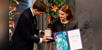 María Corina Machado no llegó a Oslo para la ceremonia del Nobel de la Paz y su hija recibió el galardón