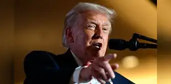 Donald Trump advierte que EE. UU. atacará objetivos terrestres en plena tensión con Venezuela: “Es más fácil por tierra”