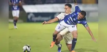Saprissa se impone 2-1 frente Cartaginés en el partido de ida por la semifinal de la Liga Promerica de Costa Rica