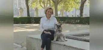Julia Navarro: “Para cierta crítica, tener muchos lectores te convierte en sospechoso” Julia Navarro: “Para cierta crítica, tener muchos lectores te convierte en sospechoso”