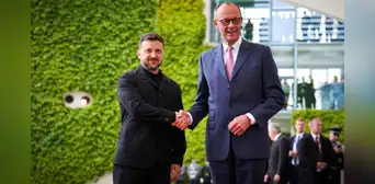 Zelenski llega a Alemania para debatir con EE.UU. y Europa el plan de paz de Trump y poner fin a la guerra con Rusia Zelenski llega a Alemania para debatir con EE.UU. y Europa el plan de paz de Trump y poner fin a la guerra con Rusia