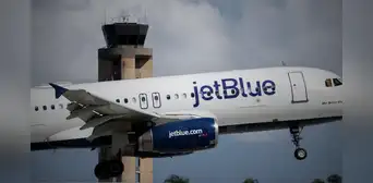 Piloto de JetBlue evita choque con avión militar de Estados Unidos cerca de Venezuela: "Es escandaloso"