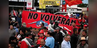 Operativo en Honduras desaloja a manifestantes que exigían resultados electorales: se registraron 8 heridos Operativo en Honduras desaloja a manifestantes que exigían resultados electorales: se registraron 8 heridos