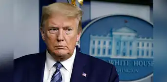 Trump afirma que Venezuela está rodeada de la mayor armada en Sudamérica y ordena bloqueo petrolero Trump afirma que Venezuela está rodeada de la mayor armada en Sudamérica y ordena bloqueo petrolero