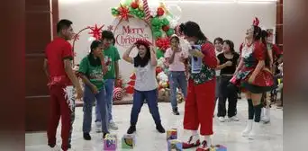Menores del hogar San Pedrito disfrutaron por adelantado de una navidad en la Corte del Santa