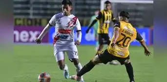 Nacional Potosí derrotó 1-0 a The Strongest por las semifinales de la Copa Paceña: El Tigre quedó eliminado del torneo Nacional Potosí derrotó 1-0 a The Strongest por las semifinales de la Copa Paceña: El Tigre quedó eliminado del torneo