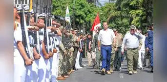 José Jerí en Iquitos: ciudadanos critican que no pudieron acercarse al presidente para exponer sus demandas José Jerí en Iquitos: ciudadanos critican que no pudieron acercarse al presidente para exponer sus demandas