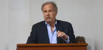 Acción Popular alista expulsión de Alfredo Barnechea y Cinthia Pajuelo tras denuncia de fraude en elecciones internas Acción Popular alista expulsión de Alfredo Barnechea y Cinthia Pajuelo tras denuncia de fraude en elecciones internas