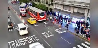 ATU implementará obras de carril exclusivo para priorizar transporte público en la avenida Abancay: reduciría el viaje en 15 minutos ATU implementará obras de carril exclusivo para priorizar transporte público en la avenida Abancay: reduciría el viaje en 15 minutos