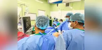 Hospital Dos de Mayo salva la vida de un feto de 26 semanas con innovadora cirugía fetal con láser para extirpar tumor en pulmón Hospital Dos de Mayo salva la vida de un feto de 26 semanas con innovadora cirugía fetal con láser para extirpar tumor en pulmón