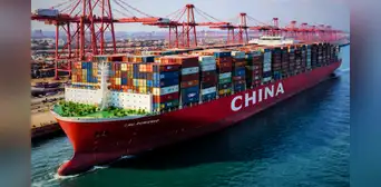 China se impone en el transporte marítimo con la construcción de megabuques portacontenedores de 400 metros China se impone en el transporte marítimo con la construcción de megabuques portacontenedores de 400 metros