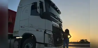 Vías del Perú: relatos de un oficio de carga y resistencia Vías del Perú: relatos de un oficio de carga y resistencia