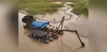 Mafias mantienen en vilo al Parque Nacional del Manu y a la Reserva Nacional de Tambopata Mafias mantienen en vilo al Parque Nacional del Manu y a la Reserva Nacional de Tambopata
