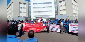 Piura: sindicatos protestan frente a refinería de Talara en contra de posible privatización de Petroperú Piura: sindicatos protestan frente a refinería de Talara en contra de posible privatización de Petroperú