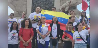 “Celebramos, pero tenemos miedo por nuestra gente”: venezolanos en Perú reaccionan a la caída de Maduro “Celebramos, pero tenemos miedo por nuestra gente”: venezolanos en Perú reaccionan a la caída de Maduro