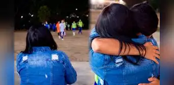 Adolescente rompe en llanto durante partido de fútbol en Venezuela al volver a ver a su mamá tras 4 años de ausencia: “Mami” Adolescente rompe en llanto durante partido de fútbol en Venezuela al volver a ver a su mamá tras 4 años de ausencia: “Mami”
