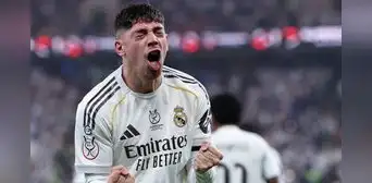 Real Madrid venció 2-1 al Atlético Madrid y jugará la definición de la Supercopa de España ante el FC Barcelona Real Madrid venció 2-1 al Atlético Madrid y jugará la definición de la Supercopa de España ante el FC Barcelona