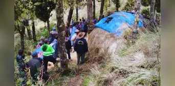Madre y sus tres hijos fallecen tras ser impactados por un rayo cuando estaban en una cabaña en Apurímac