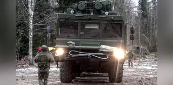 Rusia desactiva una planta de mantenimiento de aviones ucranianos con ataque de misiles hipersónicos Oréshnik Rusia desactiva una planta de mantenimiento de aviones ucranianos con ataque de misiles hipersónicos Oréshnik
