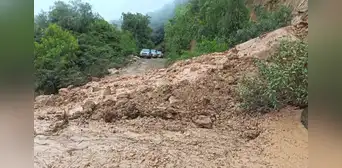 Lluvias intensas aíslan seis distritos en Pataz y exponen falta de prevención: autoridades exigen decretar estado de emergencia Lluvias intensas aíslan seis distritos en Pataz y exponen falta de prevención: autoridades exigen decretar estado de emergencia