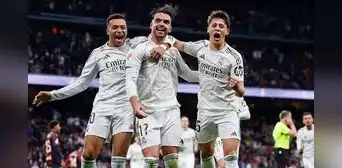 El Real Madrid vuelve a sonreír luego de su triunfo 2-0 sobre el Levante El Real Madrid vuelve a sonreír luego de su triunfo 2-0 sobre el Levante