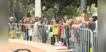 Adultos mayores rechazan cierre del anfiteatro del parque Kennedy en Miraflores: “Acá nos divertimos sanamente” Adultos mayores rechazan cierre del anfiteatro del parque Kennedy en Miraflores: “Acá nos divertimos sanamente”