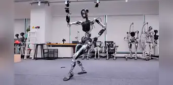China sorprende con un robot bailarín: se mueve como un humano, sin resbalar y sin perder el ritmo China sorprende con un robot bailarín: se mueve como un humano, sin resbalar y sin perder el ritmo
