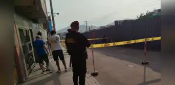 Ataque con explosivo contra construcción en San Juan de Lurigancho deja al menos dos obreros heridos Ataque con explosivo contra construcción en San Juan de Lurigancho deja al menos dos obreros heridos