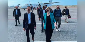 Jefa diplomática de Estados Unidos llega a Venezuela en misión diplomática para restablecer la relación bilateral Jefa diplomática de Estados Unidos llega a Venezuela en misión diplomática para restablecer la relación bilateral