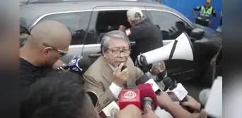 Ciro Castillo llegó al GORE Callao para retomar su puesto, pero no lo dejaron ingresar
