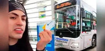 Turista ecuatoriano se sorprende al comprar tarjeta del Metropolitano en segundos: “En Quito demora 20 días” Turista ecuatoriano se sorprende al comprar tarjeta del Metropolitano en segundos: “En Quito demora 20 días”