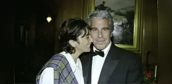 El Departamento de Justicia de EE. UU. retira miles de archivos del caso Epstein tras exponer datos de víctimas El Departamento de Justicia de EE. UU. retira miles de archivos del caso Epstein tras exponer datos de víctimas