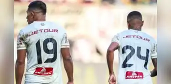 Edison Flores es baja y Andy Polo está en duda para el Universitario vs Cusco por la fecha 2 de la Liga 1 Edison Flores es baja y Andy Polo está en duda para el Universitario vs Cusco por la fecha 2 de la Liga 1
