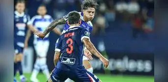 Alianza Lima no pudo ante 2 de Mayo y cayó 1-0 por la Fase 1 de la Libertadores. Alianza Lima no pudo ante 2 de Mayo y cayó 1-0 por la Fase 1 de la Libertadores.