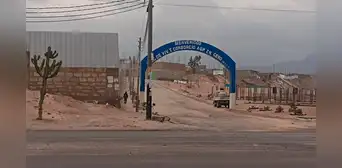 Arequipa: enfrentamiento entre presuntos traficantes de terrenos deja un herido y vehículo incendiado Arequipa: enfrentamiento entre presuntos traficantes de terrenos deja un herido y vehículo incendiado