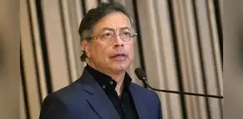 Gustavo Petro denunció un presunto plan para asesinarlo mientras volaba en un helicóptero al norte de Colombia Gustavo Petro denunció un presunto plan para asesinarlo mientras volaba en un helicóptero al norte de Colombia