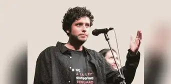 Paolo Tizón: "Más allá de la ley de cine, hay un ataque sistemático a la cultura" Paolo Tizón: "Más allá de la ley de cine, hay un ataque sistemático a la cultura"