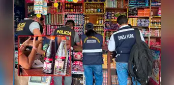 Incautan más de un centenar de vinagre presuntamente adulterado en mercado de Piura Incautan más de un centenar de vinagre presuntamente adulterado en mercado de Piura