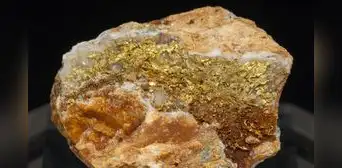 Estudio revela que los terremotos podrían ser responsables de la formación de pepitas de oro en la Tierra