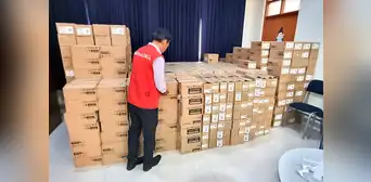 En riesgo la entrega de más de 5.000 tablets para estudiantes en Moquegua: Contraloría alerta retrasos y desprotección de equipos