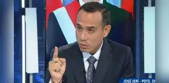 Jerí: "Yo tomé juramento como presidente y el procedimiento que corresponde es la vacancia” Jerí: "Yo tomé juramento como presidente y el procedimiento que corresponde es la vacancia”