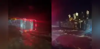 Bus de la empresa Oltursa se vuelca durante su recorrido en pista inundada por lluvias en Ica Bus de la empresa Oltursa se vuelca durante su recorrido en pista inundada por lluvias en Ica